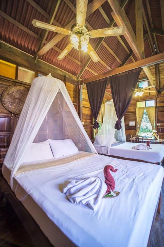 Art'S Riverview Lodge Khao Sok National Park Exterior foto