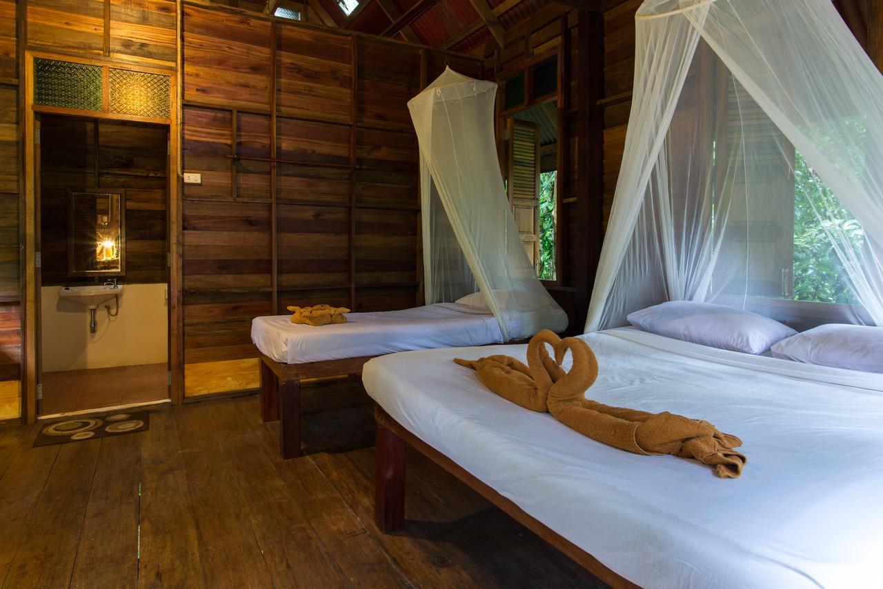 Art'S Riverview Lodge Khao Sok National Park Exterior foto